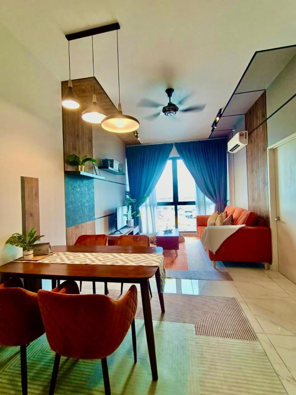 Auranadtroikakb Apartment Wifi-Netflix-Coway 코타바하루 외부 사진